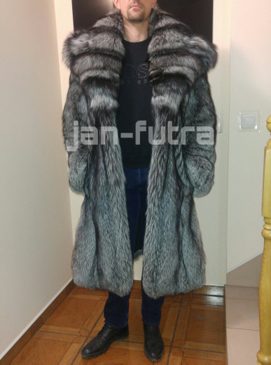 Futra naturalne skóry z lisów norek szynszyli 30